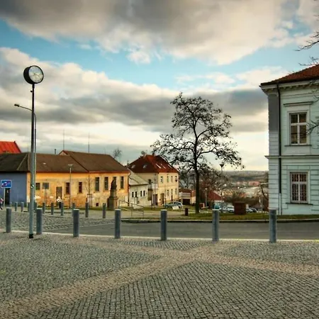 New Stylish Attic+free Parking * Prague