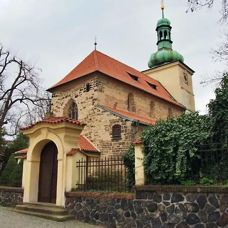 New Stylish Attic+free Parking Appartement Prague